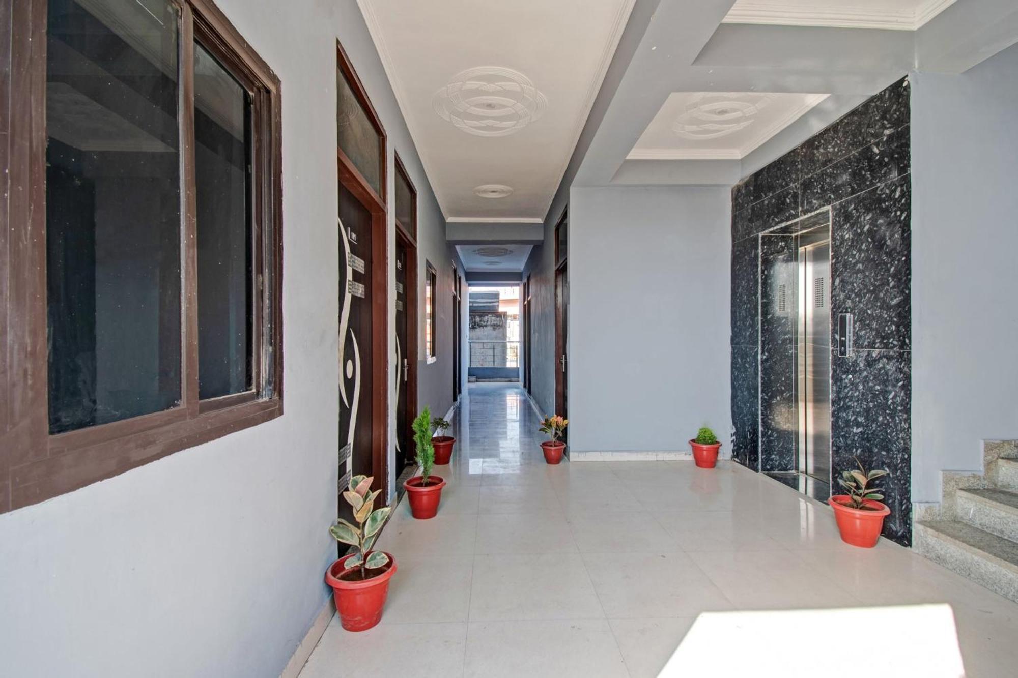 O The Aana Jaipur